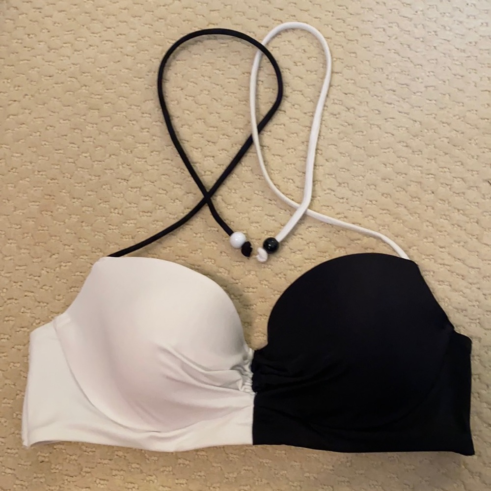 Victoria’s Secret The Getaway Halter 32B